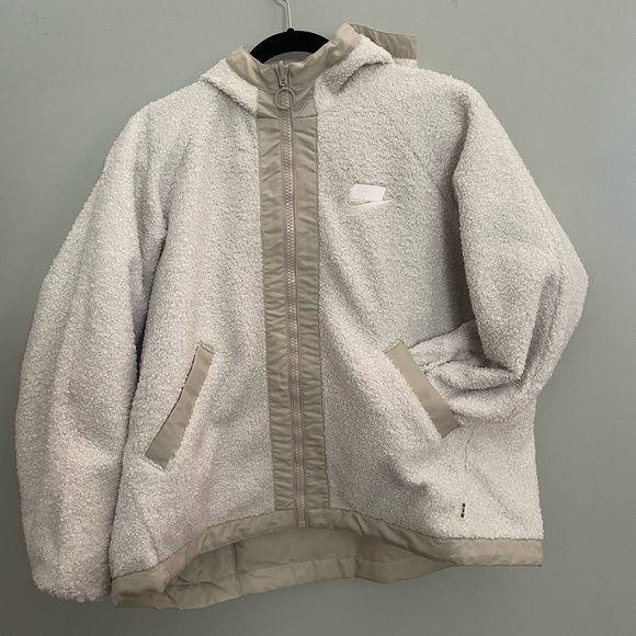 Nike NSW Sportswear Reversible Women Hooded Jacket Sherpa - Picture 3 of 5